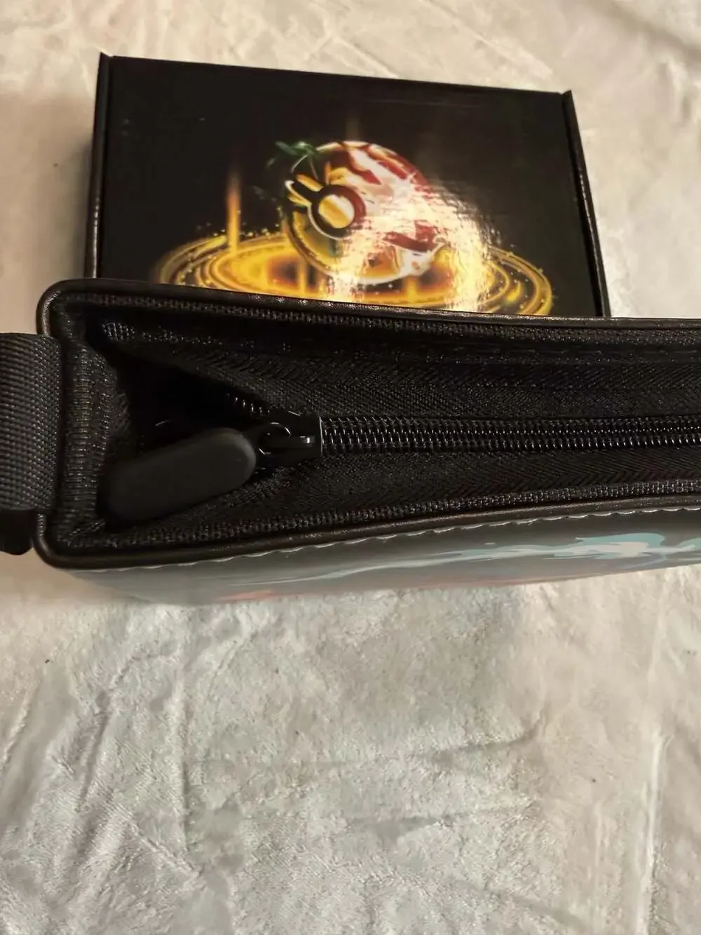 Charizard Design Trading Card 3-Ring Zippered Binder